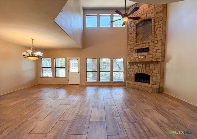 Photo 3 of Single family home for sale at 1305 Rocky Ridge Trl, Harker Heights, TX 76548 | MLS# 620946 | Listing updated on 2026-10-08