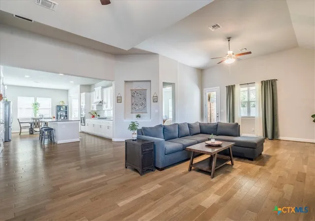 4th image of 285 Cibola Dr, Kyle, TX 78640 | MLS# 620750