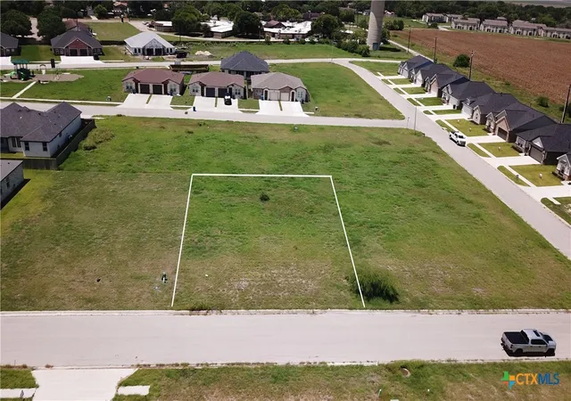 Photo 2 of Land for sale at 112 Carmine Ave, Port Lavaca, TX 77979 | MLS# 620989 | Listing updated on 2026-07-29