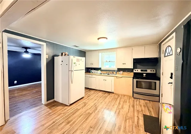 5th image of 2200 W Gillis Ave, Cameron, TX 76520 | MLS# 621007