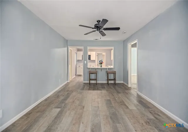 5th image of 1610 E Rosebud Ave, Victoria, TX 77901 | MLS# 620944