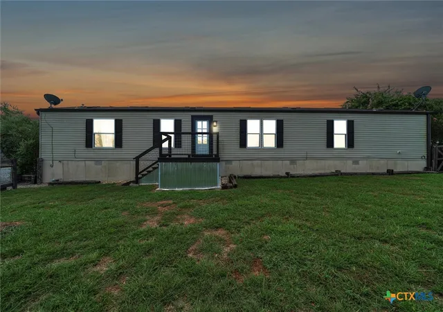 3rd image of 1500 Wattsville Rd, Luling, TX 78648 | MLS# 620195