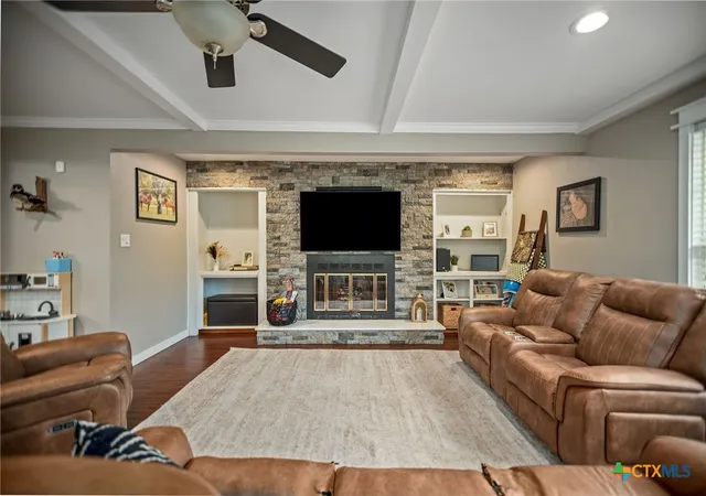 5th image of 554 Brookhollow Dr, Port Lavaca, TX 77979 | MLS# 620154