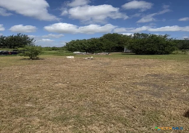 1st image of 352 Stagecoach Hill Dr, Seguin, TX 78155 | MLS# 621040