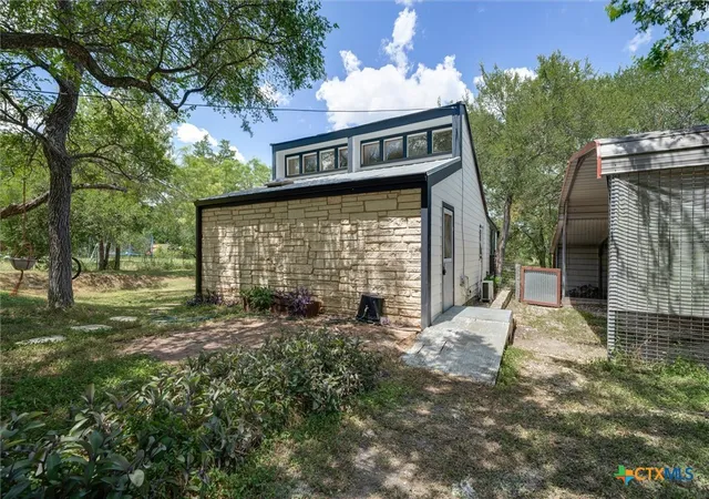 1st image of 150 Lakeview Dr, Del Valle, TX 78617 | MLS# 621055