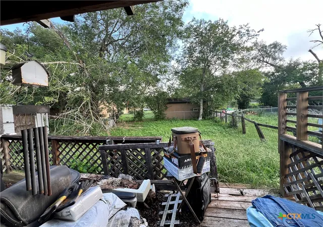 4th image of 509 Pershing St, Luling, TX 78648 | MLS# 621071