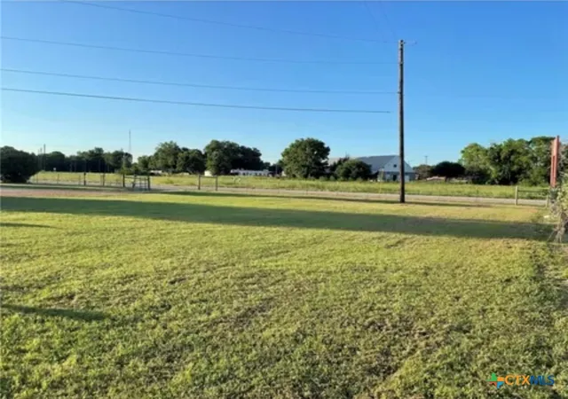 11th image of 616 S Rockdale St St, Lexington, TX 78947 | MLS# 621120