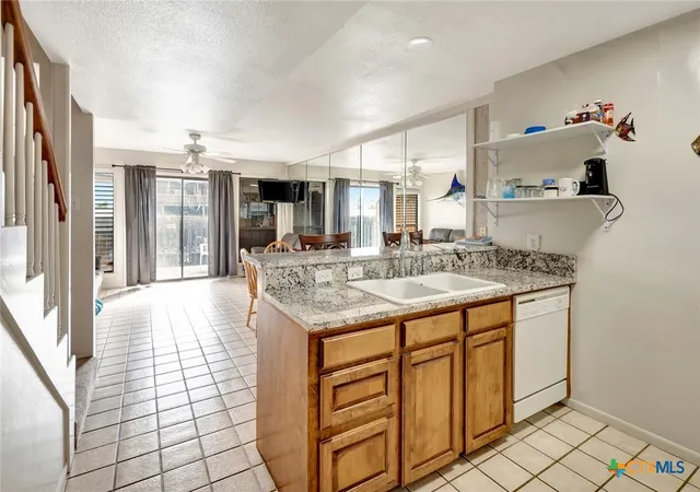 4th image of 458 15Th Street Cvs #4, Port O'connor, TX 77982 | MLS# 621133