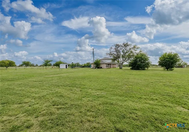 36th image of 1506 Harwood Rd, Luling, TX 78648 | MLS# 621091