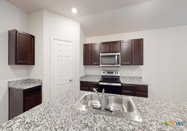 Photo 4 of Single family home for sale at 245 Quarter Horse Rd, Nolanville, TX 76559 | MLS# 621169 | Listing updated on 2026-07-31