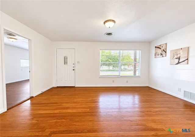 2nd image of 1100 Estes Dr, Killeen, TX 76541 | MLS# 620972