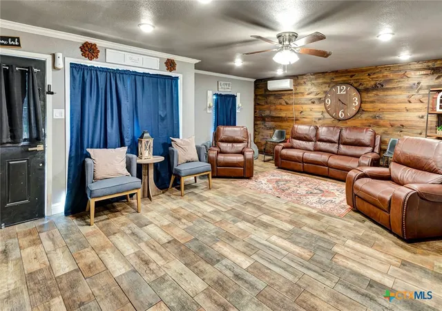 4th image of 1518 Bonham Dr, Victoria, TX 77901 | MLS# 621179