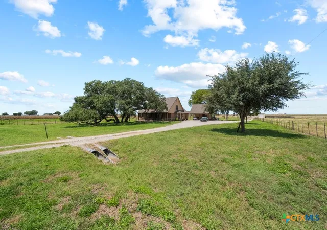 2nd image of 4680 Dreibrodt Rd, San Marcos, TX 78666 | MLS# 621218
