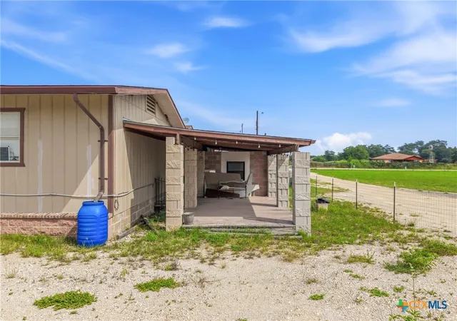 2nd image of 288 County Road 341, La Vernia, TX 78121 | MLS# 620644