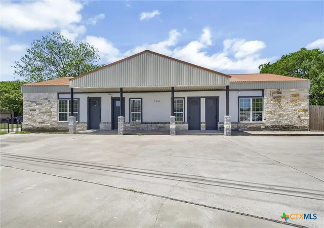 1st image of 504 S 1st St, Copperas Cove, TX 76522 | MLS# 621271