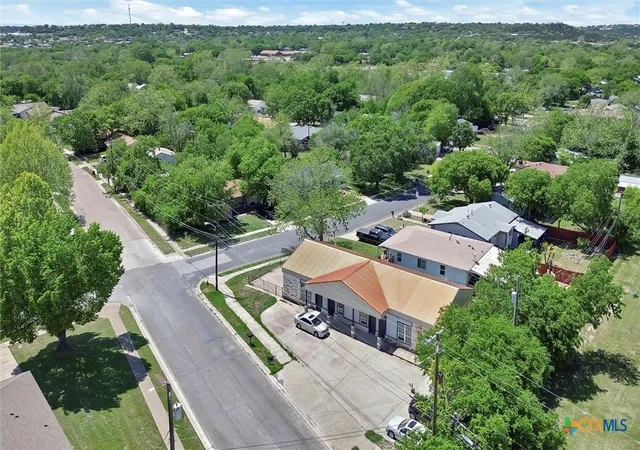 Listing Photo 4 - Condo for sale in building located at 504 S 1st St, Copperas Cove, TX 76522