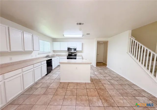 Photo 2 of Single family home for sale at 322 Fallen Leaf Ln, Temple, TX 76502 | MLS# 621293 | Listing updated on 2026-10-08