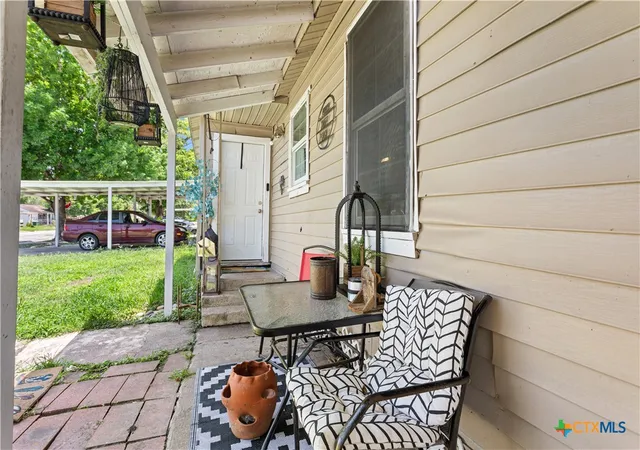 4th image of 1409 E Mimosa Ave, Victoria, TX 77901 | MLS# 621267