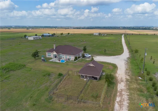 25th image of 8177 Boenig Rd, Seguin, TX 78155 | MLS# 621317