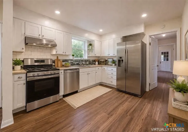 4th image of 211 W Long St, Elm Mott, TX 76640 | MLS# 621345