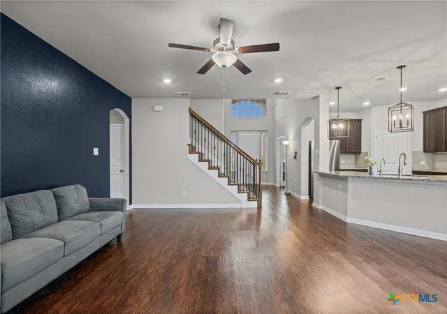 4th image of 811 S Clanton Cvs, Killeen, TX 76542 | MLS# 621050