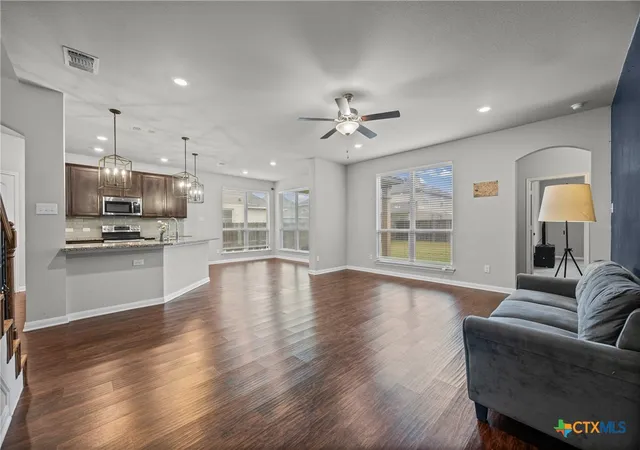 5th image of 811 S Clanton Cvs, Killeen, TX 76542 | MLS# 621050