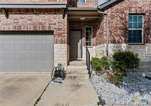 3rd image of 673 Sheridan Park, New Braunfels, TX 78130 | MLS# 621368