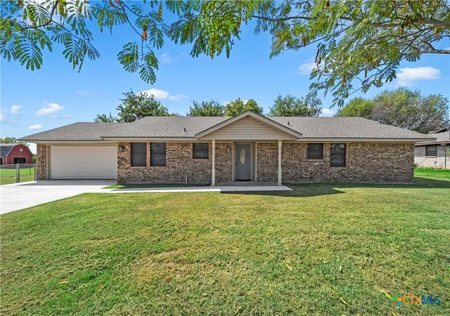 2nd image of 1006 Eagle Dr, Eddy, TX 76524 | MLS# 621369