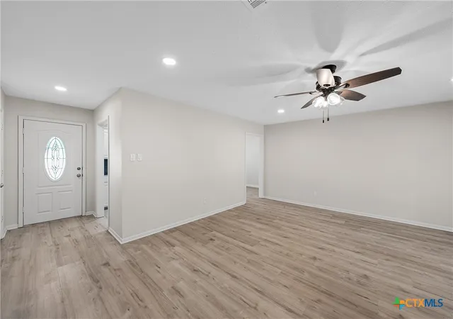 3rd image of 1006 Eagle Dr, Eddy, TX 76524 | MLS# 621369