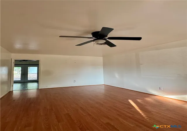 Photo 3 of Single family home for sale at 3118 Glenwood Dr, Temple, TX 76502 | MLS# 621401 | Listing updated on 2026-10-02