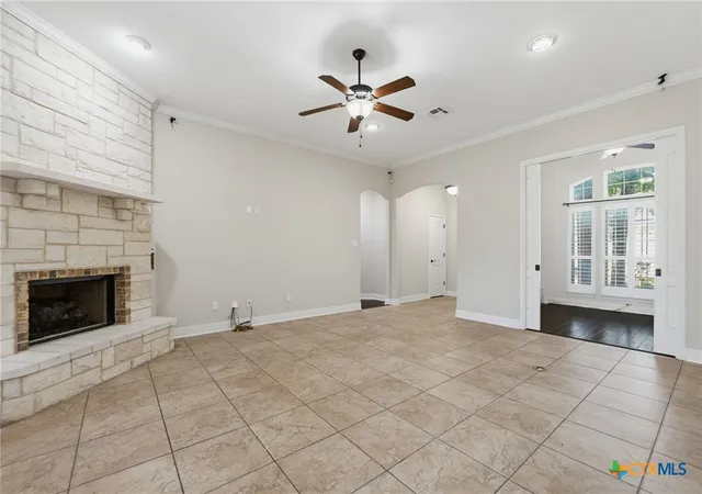 Photo 1 of Sale Pending at 2702 Amber Forest Trl, Belton, TX 76513 | MLS# 621494 | Listing updated on 2026-10-07