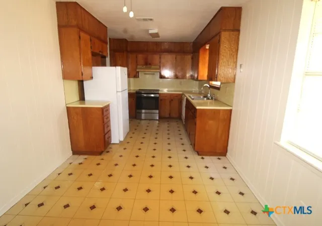 Photo 3 of Single family home for sale at 1603 Hughes Ave, Copperas Cove, TX 76522 | MLS# 621155 | Listing updated on 2026-09-28