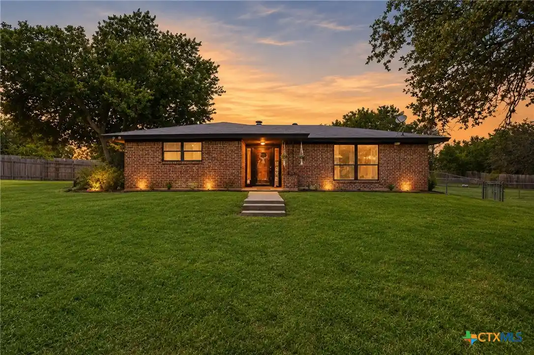 Photo 1 of Single family home for sale at 7936 Fm 2657, Kempner, TX 76539 | MLS# 621665 | Listing updated on 2026-10-25