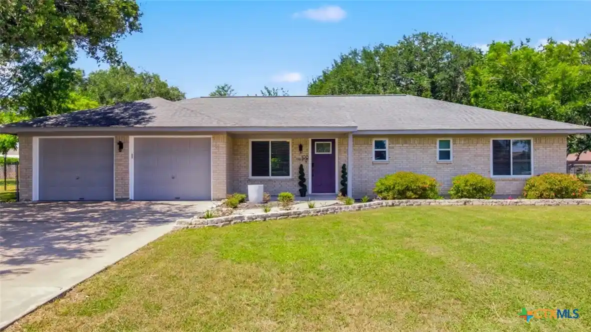 Photo 1 of Single family home for sale at 108 Owl Rd, Victoria, TX 77905 | MLS# 621552 | Listing updated on 2026-10-14
