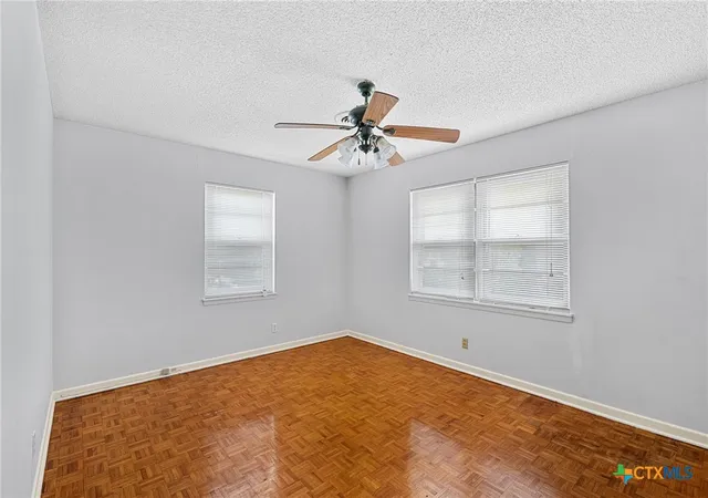 Photo 4 of Single family home for sale at 1511 Meadow Dr, Killeen, TX 76549 | MLS# 621674 | Listing updated on 2026-09-21