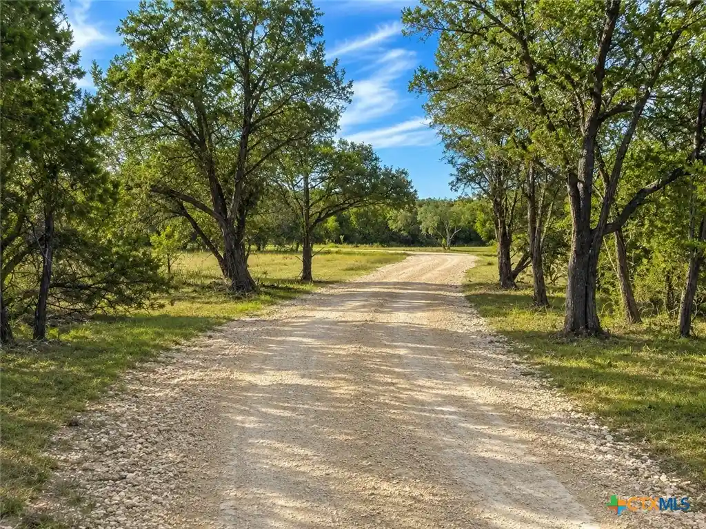 Land for sale at 736 Cr 206, Lampasas, TX 76550 | MLS# 621788