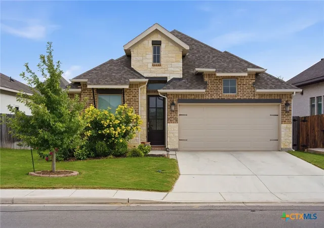 Photo 1 of Single family home for sale at 1916 Highland, Seguin, TX 78155 | MLS# 621741 | Listing updated on 2026-10-06
