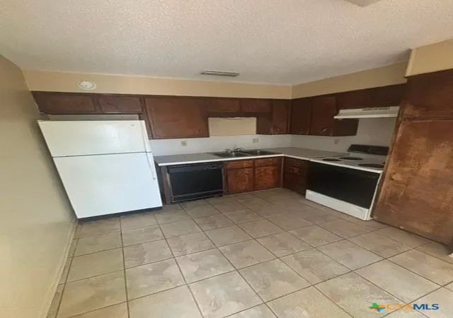 Photo 3 of Condo for sale at 2312 Andover Dr, Killeen, TX 76542 | MLS# 621754 | Listing updated on 2026-10-07