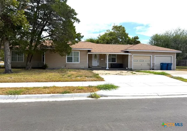 Photo 1 of Single family home for sale at 1504 Justice Dr, Port Lavaca, TX 77979 | MLS# 622062 | Listing updated on 2026-09-25