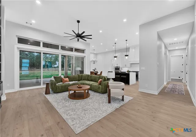 Photo 4 of Single family home for sale at 101 Lakeview Ct, Belton, TX 76513 | MLS# 622474 | Listing updated on 2026-10-07