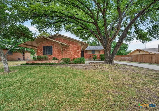 Photo 2 of Single family home for sale at 3205 El Capitan Dr, Temple, TX 76502 | MLS# 622731 | Listing updated on 2026-10-08