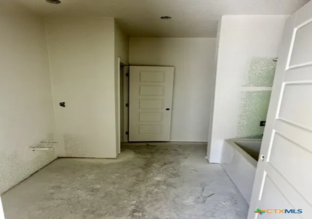 Photo 4 of Townhouse for sale at 1521 Crooked River Ct, Temple, TX 76502 | MLS# 623156 | Listing updated on 2026-10-07
