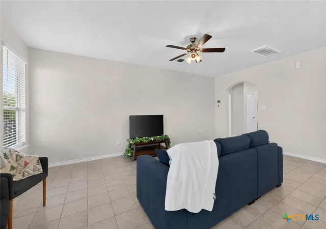 Photo 4 of Single family home for sale at 5927 Galveston Rd, Belton, TX 76513 | MLS# 623239 | Listing updated on 2026-10-08