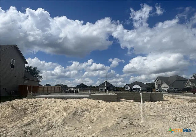 Photo 1 of Single family home for sale at 101 Nettie Dr, Killeen, TX 76542 | MLS# 623371 | Listing updated on 2026-10-01