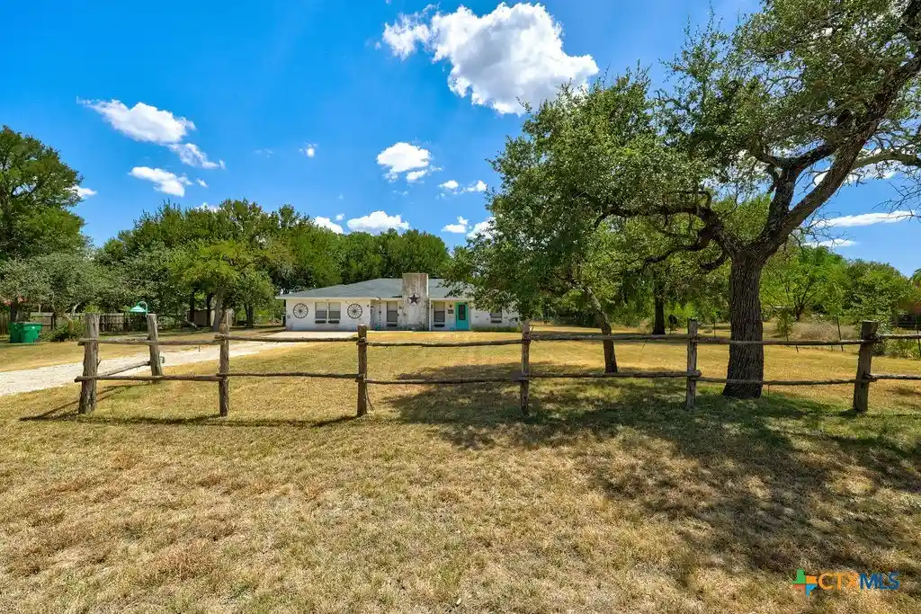 Single family home for sale at 452 County Road 3081, Lampasas, TX 76550 | MLS# 623666