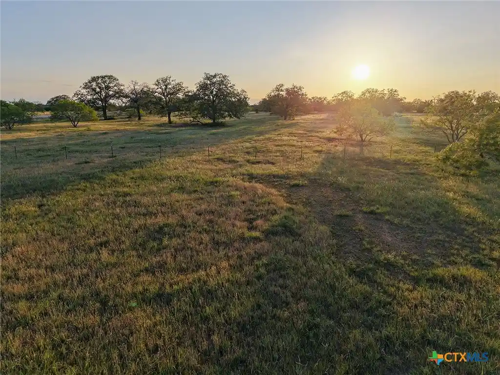 Photo 1 of Land for sale at 1018 Main Loop Rd, Waelder, TX 78959 | MLS# 623940 | Listing updated on 2026-10-15