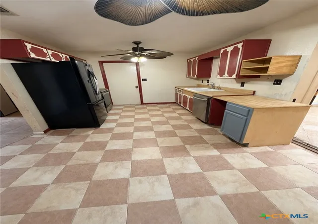Photo 2 of Single family home for sale at 285 Pecos Ln, Kempner, TX 76539 | MLS# 624461 | Listing updated on 2026-10-07