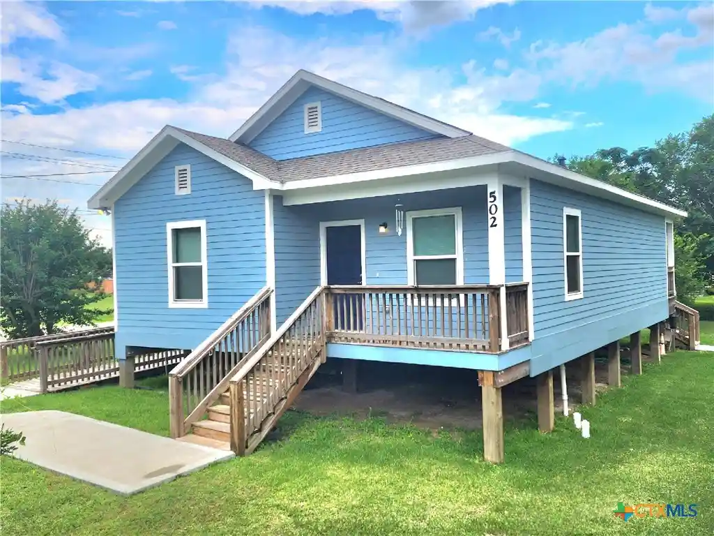 Single family home for sale at 502 Migl St, Yoakum, TX 77995 | MLS# 624404