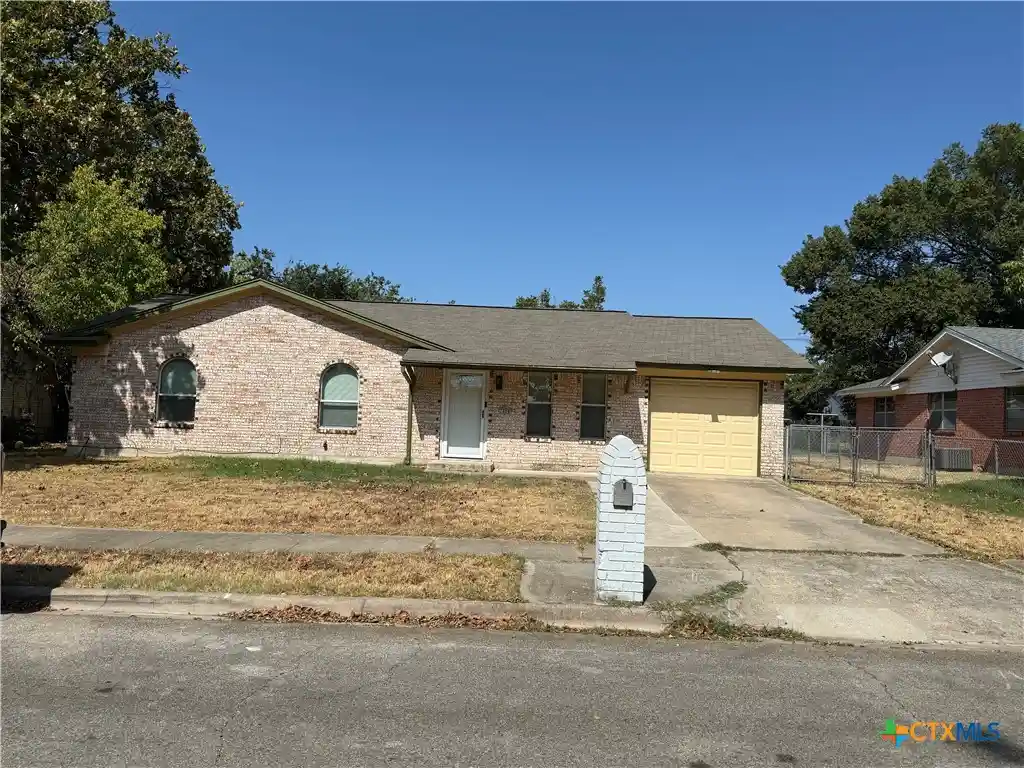 Photo 1 of Single family home for sale at 1409 Flynn St, Killeen, TX 76543 | MLS# 624788 | Listing updated on 2026-10-10