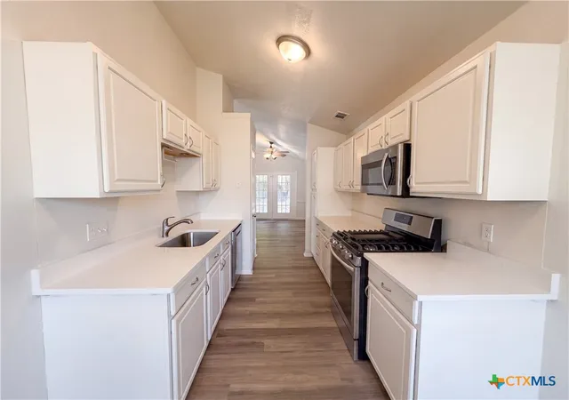 Photo 4 of Single family home for sale at 710 Brazos Dr, Temple, TX 76504 | MLS# 625039 | Listing updated on 2026-10-08